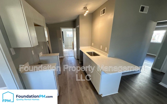 Building Photo - 1428 Staunton Dr