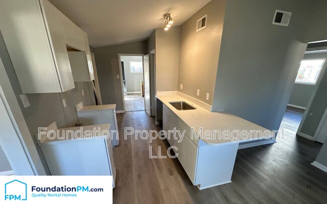 Foto del edificio - 1428 Staunton Dr