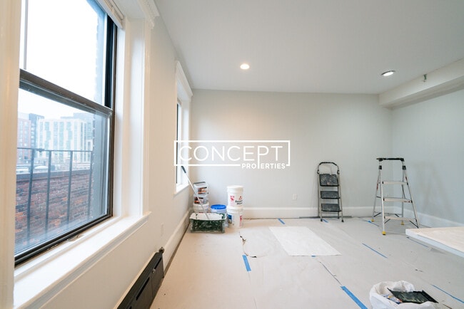 Building Photo - 11 Queensberry St