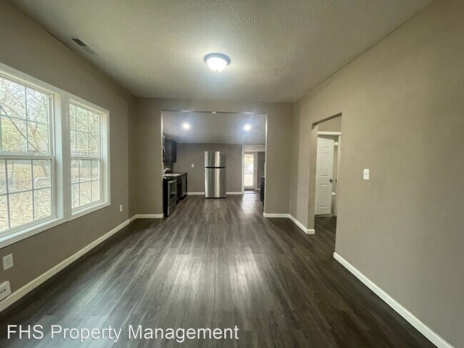 Foto del edificio - 3 br, 1.5 bath House - 2127 N Booneville