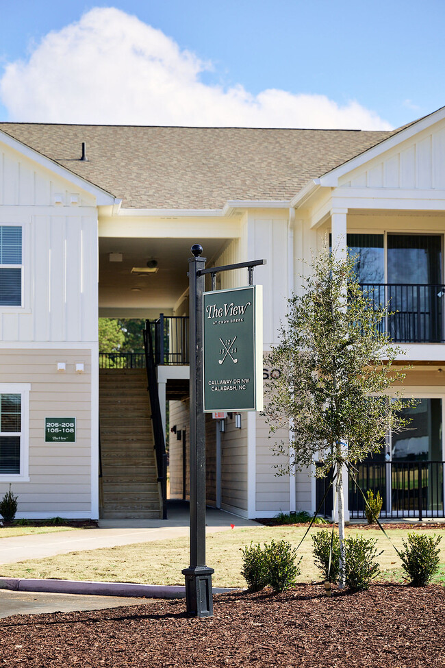 Building Photo - View at Crow Creek