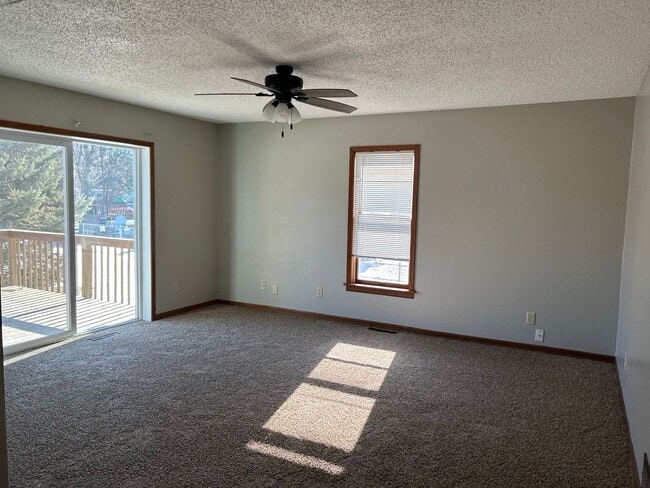 Building Photo - CASA 901/408