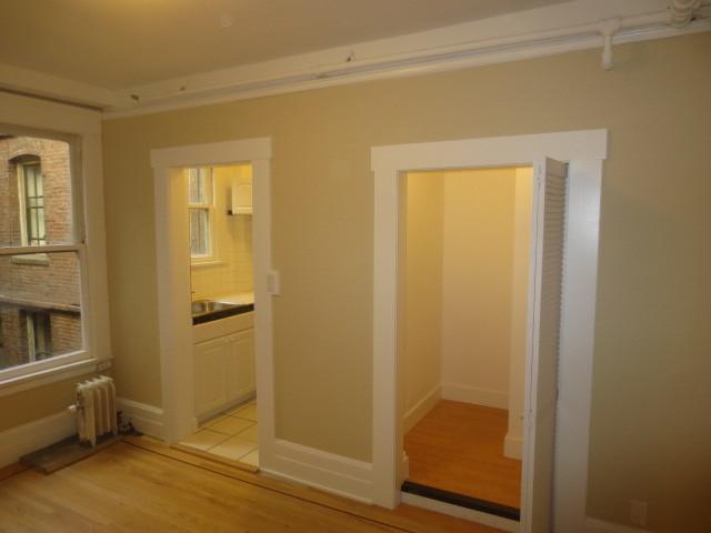 Building Photo - bedroom in San Francisco CA 94103