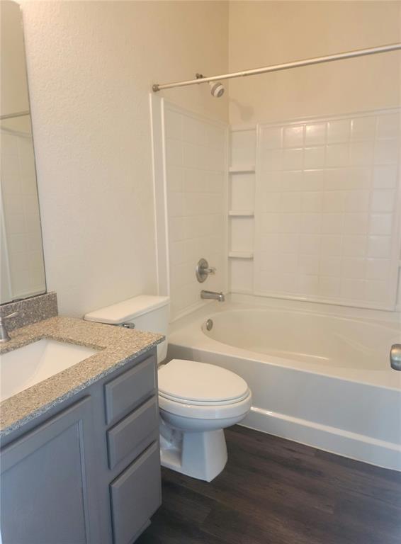 Building Photo - 205 Beech Dr