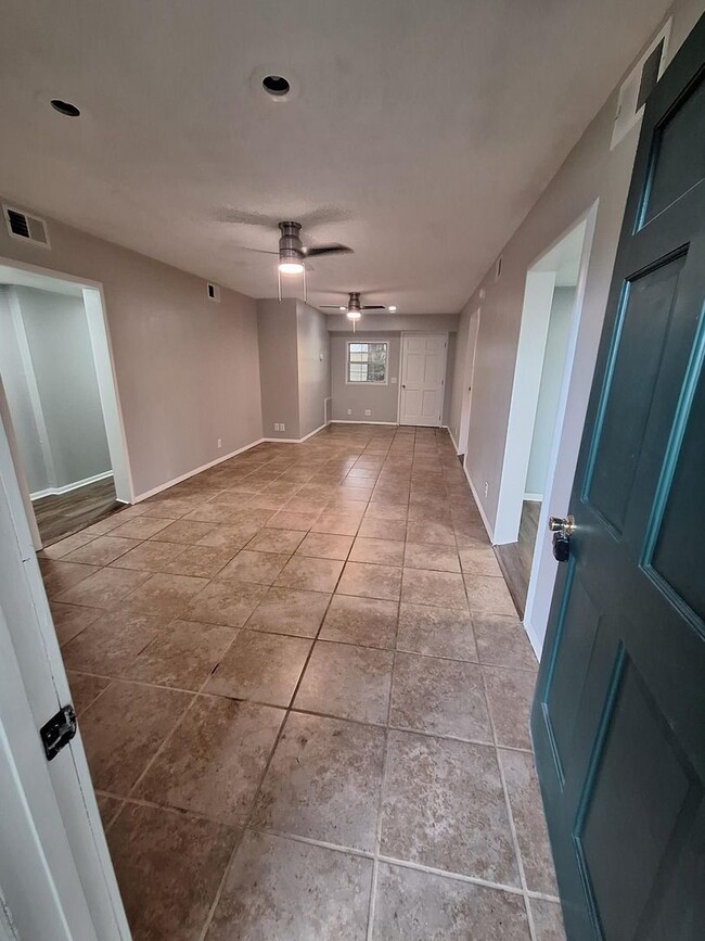 Foto del edificio - Calling Outdoor Enthusiasts! 3 Bedroom hom...