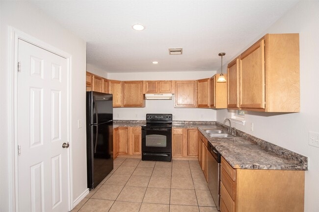 Foto del edificio - 305 S Westward St