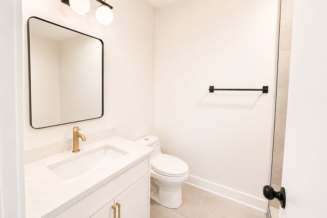 Foto del edificio - 3136 N Ridgeway Ave