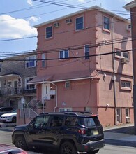 Building Photo - 1319 73rd St