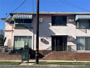 Building Photo - 401 W Grand Ave