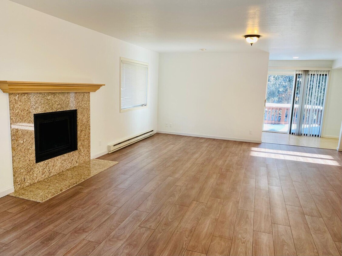 Foto principal - 1120 Dale Ave
