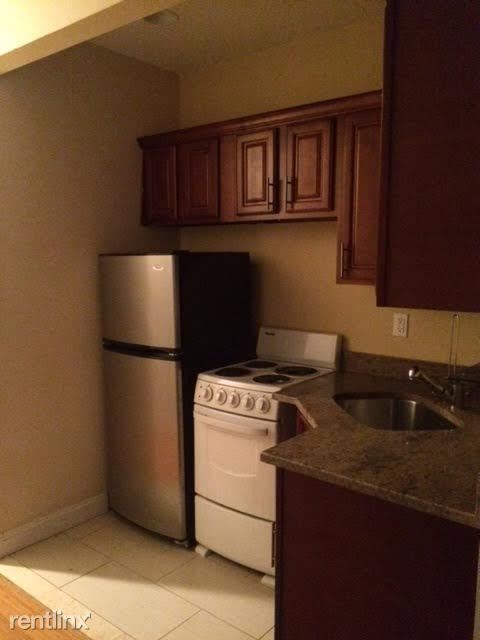 Building Photo - 610 W 138th St