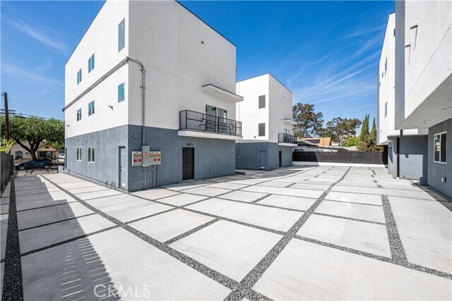 Foto del edificio - 642 N Boyle Ave