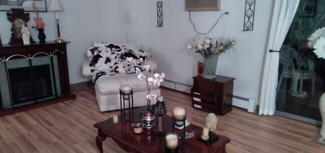 Foto del edificio - 4133 Saratoga Ave