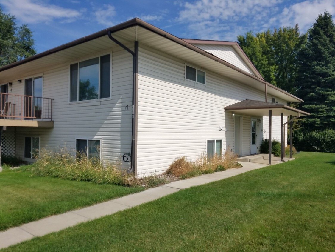 Primary Photo - 3 br, 1.5 bath House - 311 Kelly Rd. #1