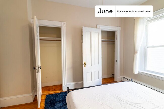 Foto del edificio - Room in Shared 4 bed/2 bath home