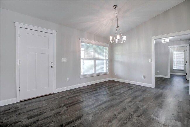 Foto del edificio - 5332 Pierpoint Ave