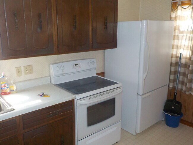 Foto del edificio - 1031 Moss Cir