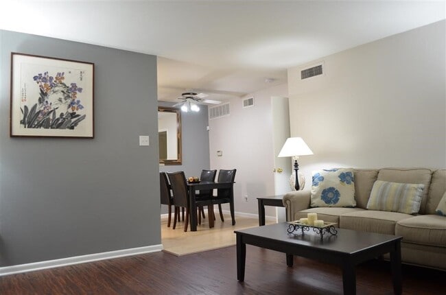Building Photo - 2250 Bering Dr