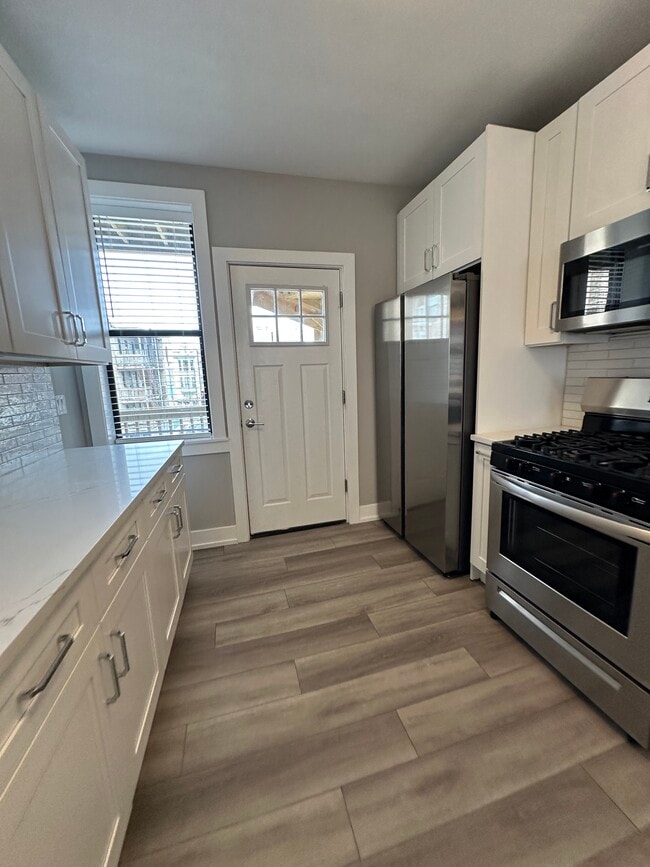 Foto del edificio - 3943 N Janssen Ave