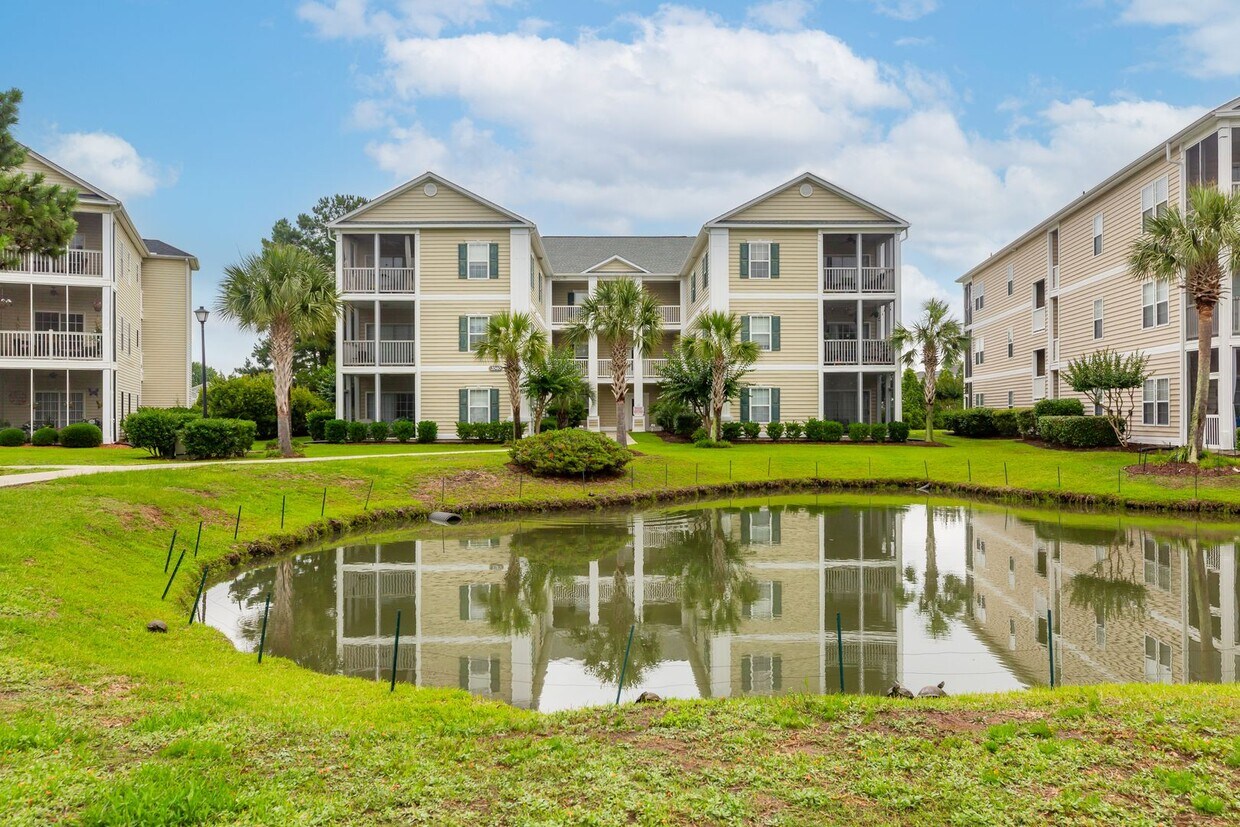 Foto principal - 2040 Cross Gate Blvd