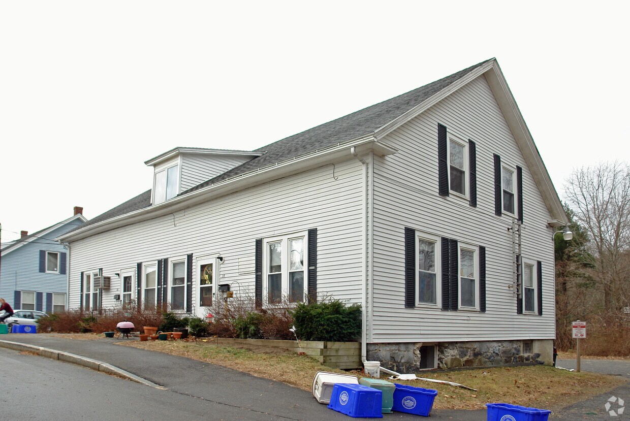 Building Photo - 33-35 Nichols Ave