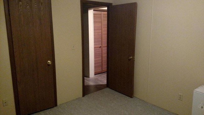 Building Photo - 629 Hepler Dr