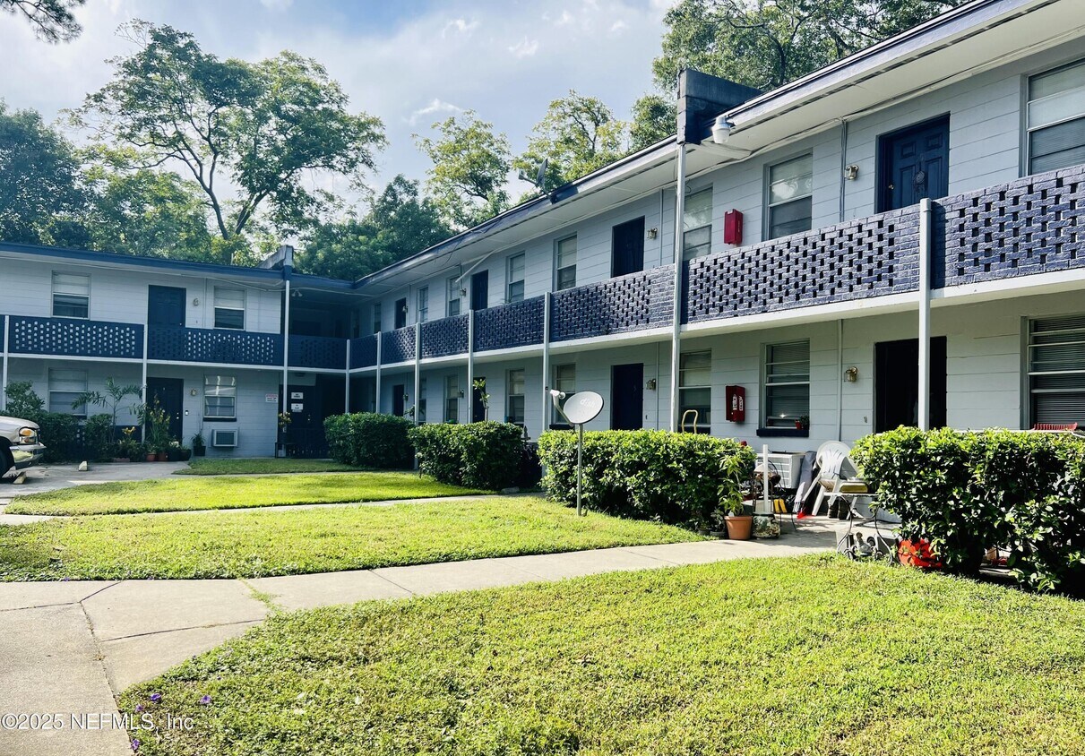 Foto principal - 1122 Woodruff Ave