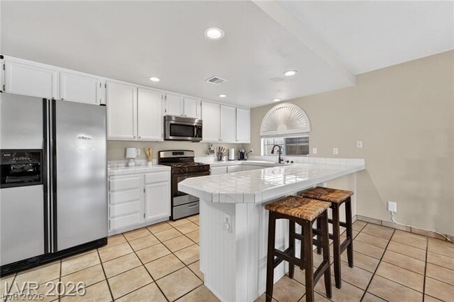 Foto del edificio - 930 Plantation Acres St