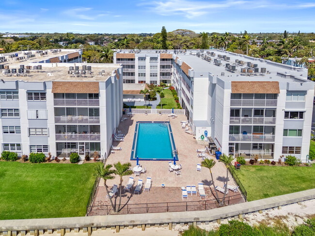 Foto del edificio - 1502 S Lakeside Dr