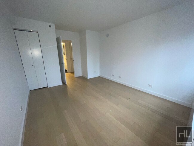 Foto del edificio - East 39th Street.  !!!NO BROKER FEE!!!