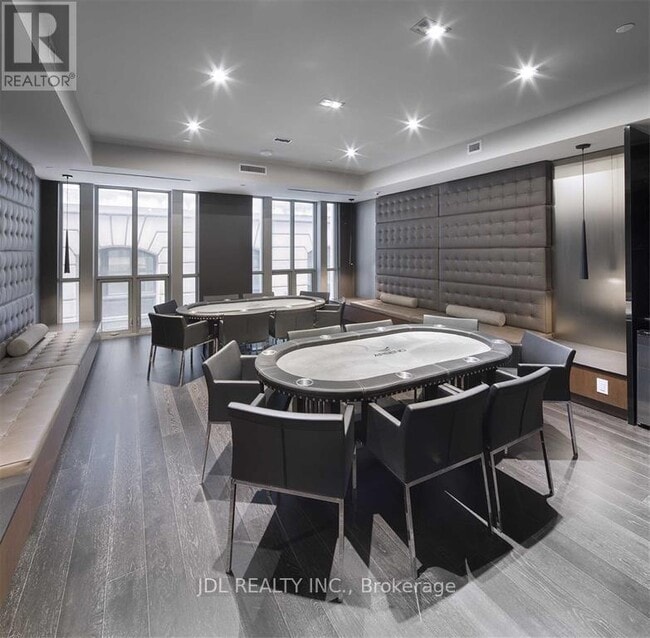 Building Photo - 70 Temperance St