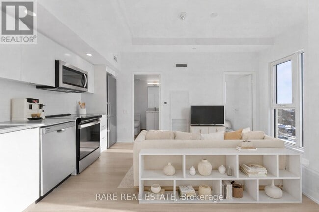 Building Photo - 500 Wilson Ave