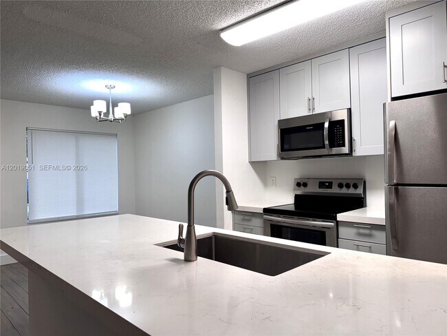 Foto del edificio - 10521 SW 158th Ct