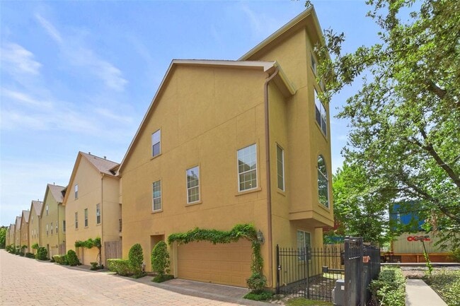 Building Photo - 1602 Colorado St