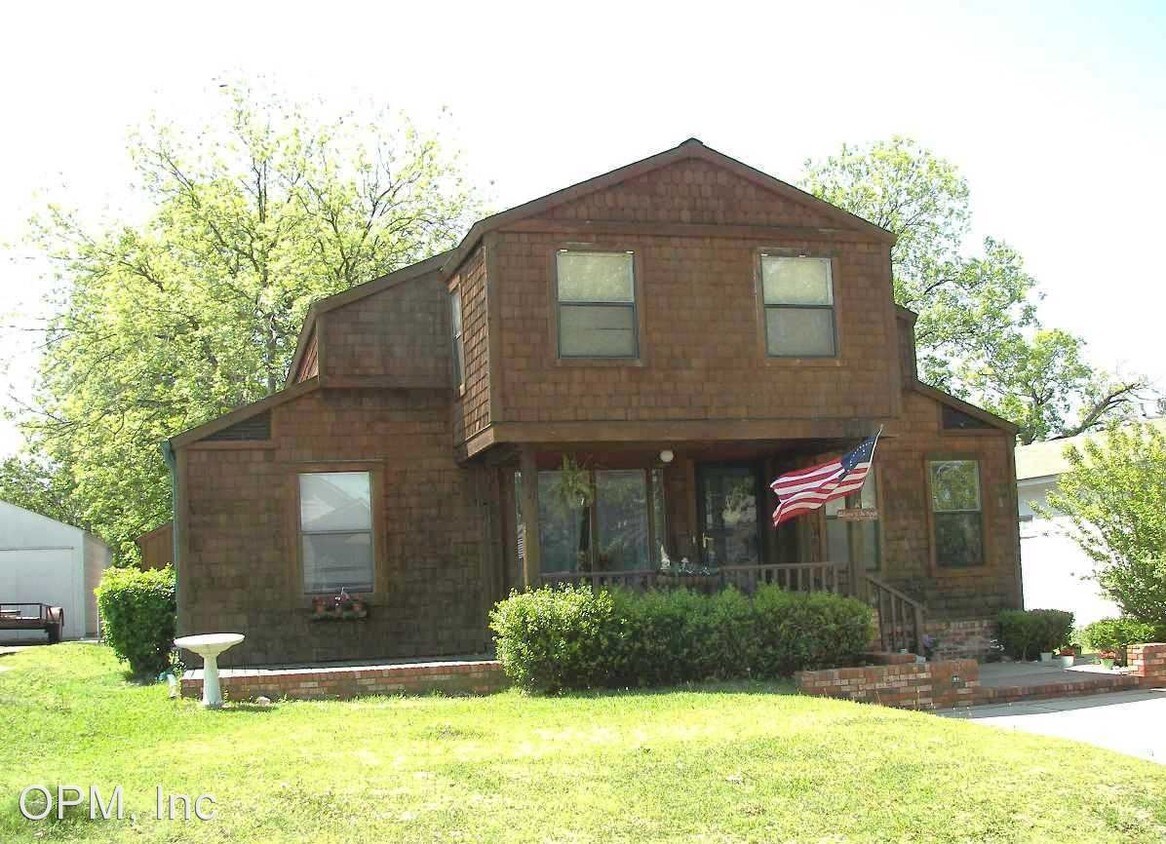 1716 1st Ave SW, Ardmore, OK 73401 House Rental in Ardmore, OK