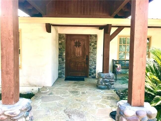 Building Photo - 3209 Crosswind Dr