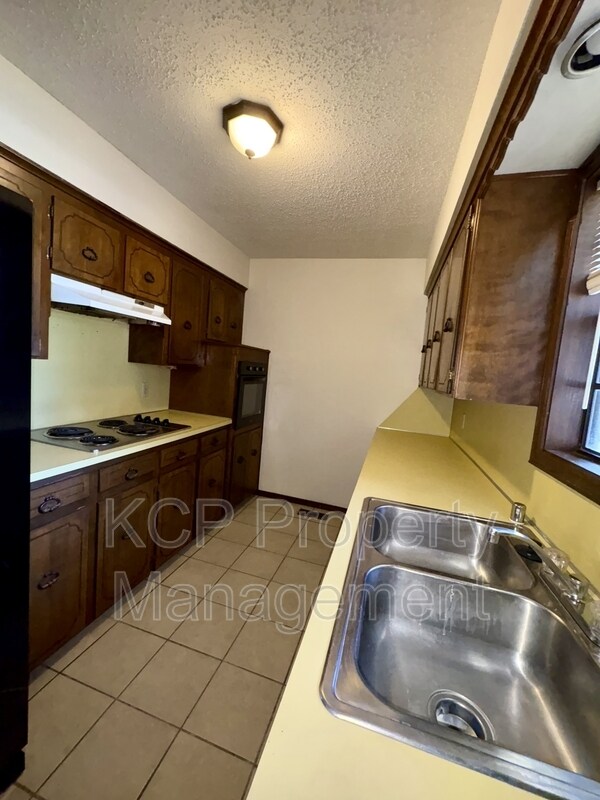 Foto del edificio - 4726 S U St