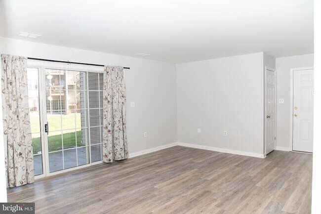 Foto del edificio - 104-103 Timberlake Terrace