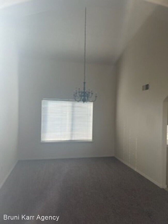 Building Photo - 4 br, 2.5 bath House - 11714 Herman Roser SE
