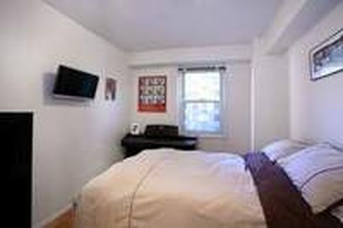 Foto del edificio - 400 E 54th St