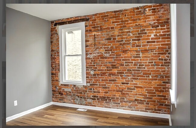 Building Photo - 5234 Walton Ave