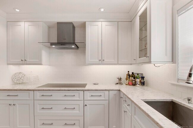 Foto del edificio - 32 Edgewater Commons Ln