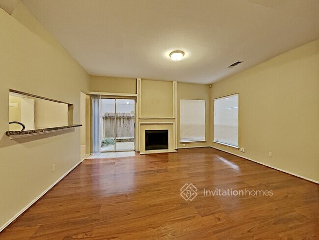 Building Photo - 9630 Cane Creek Dr