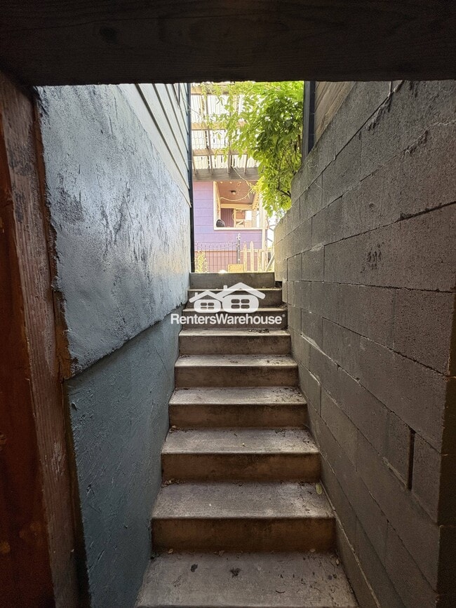Foto del edificio - 1053 S Southern St
