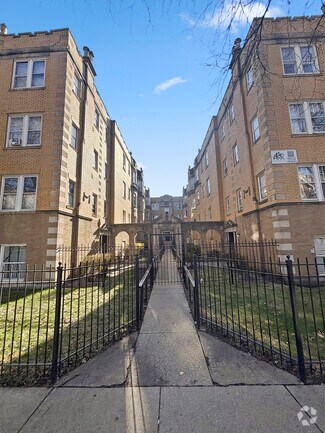 Building Photo - 7405 N Damen Ave
