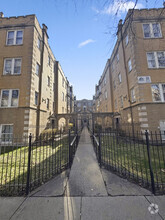 Building Photo - 7405 N Damen Ave