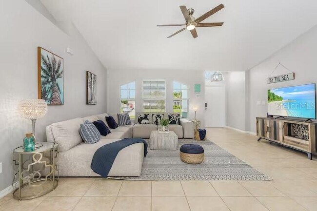 Foto del edificio - 2705 SW 11th Pl