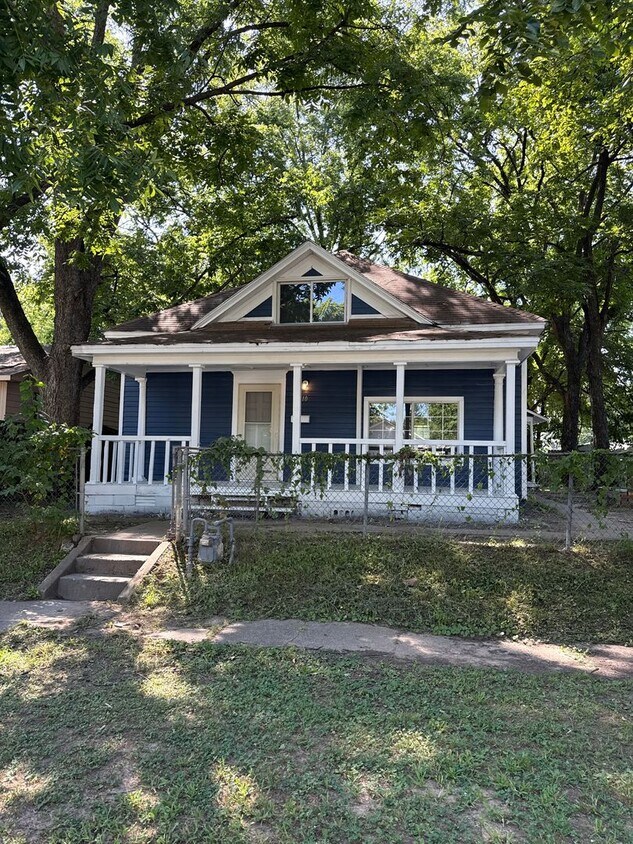 Foto principal - 610 Vine St