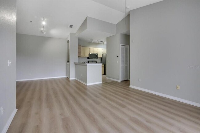 Foto del edificio - 2705 Maitland Crossing Way