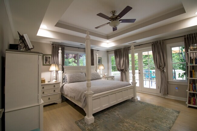 Foto del edificio - 302 Hascall Rd NW
